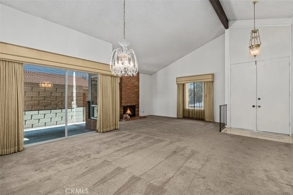 13542 La Jara Cerritos, CA 90703