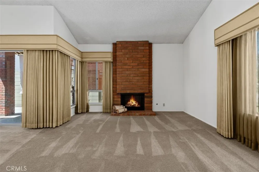 13542 La Jara Cerritos, CA 90703
