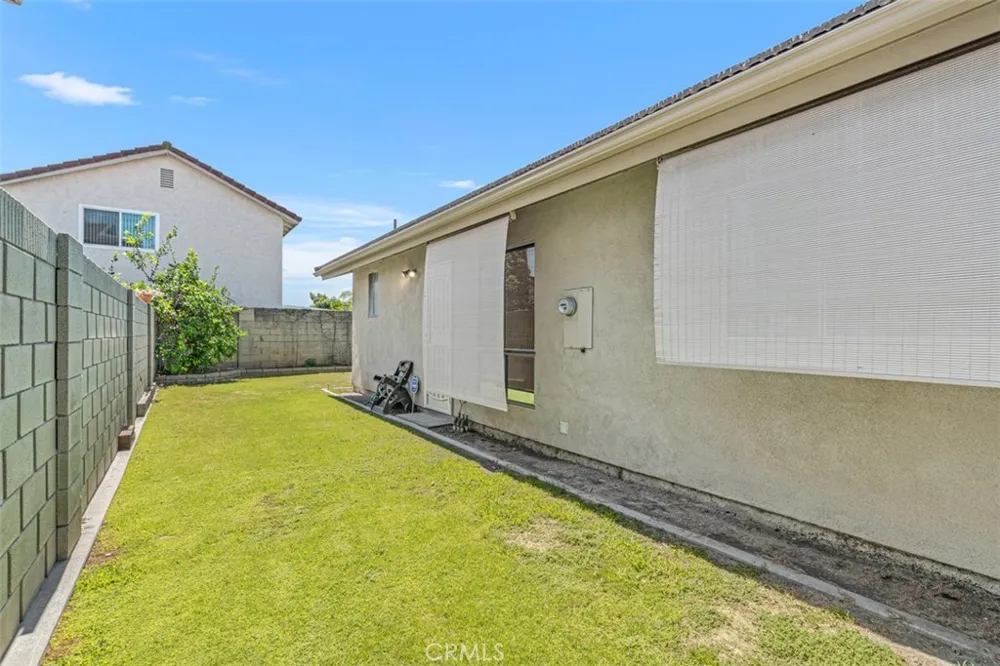 13542 La Jara Cerritos, CA 90703