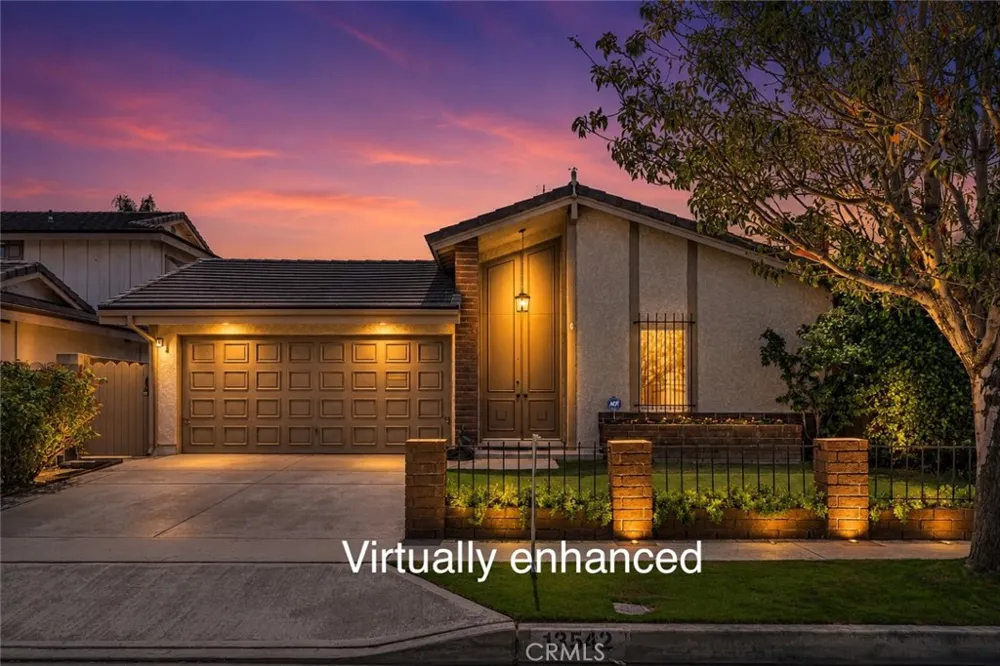 13542 La Jara Cerritos, CA 90703