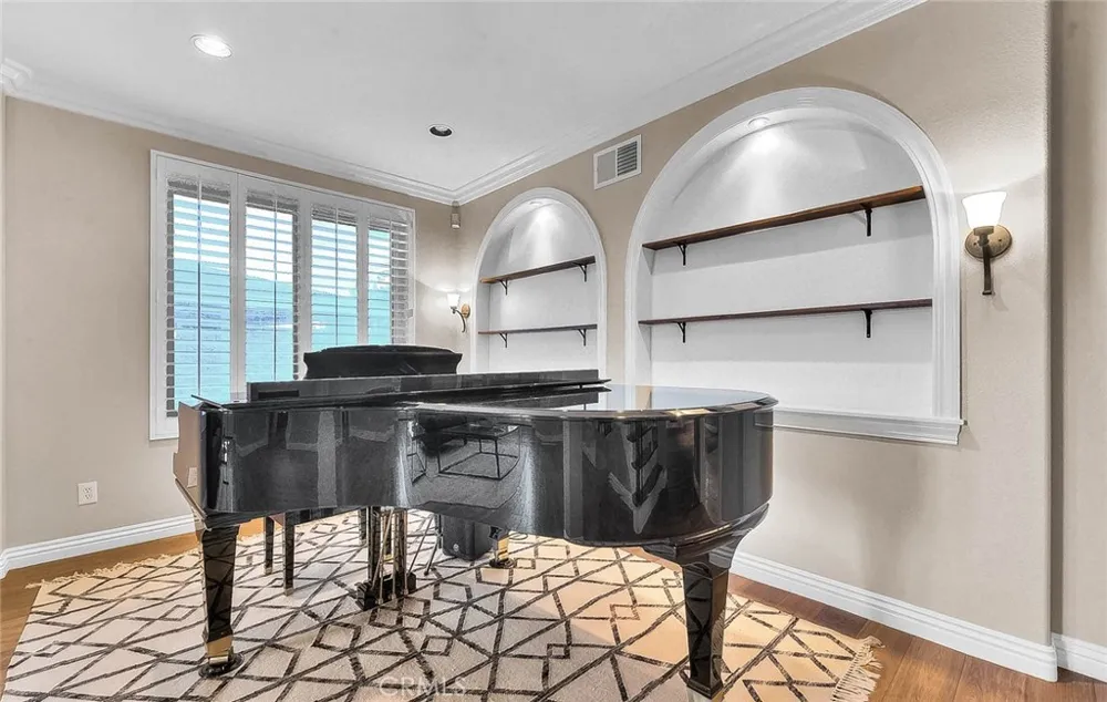 6147 Geanie Court Chino Hills, CA 91709