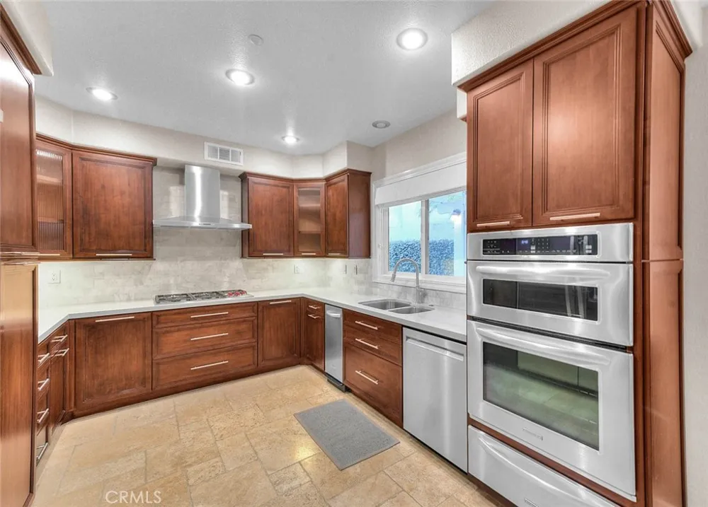 6147 Geanie Court Chino Hills, CA 91709