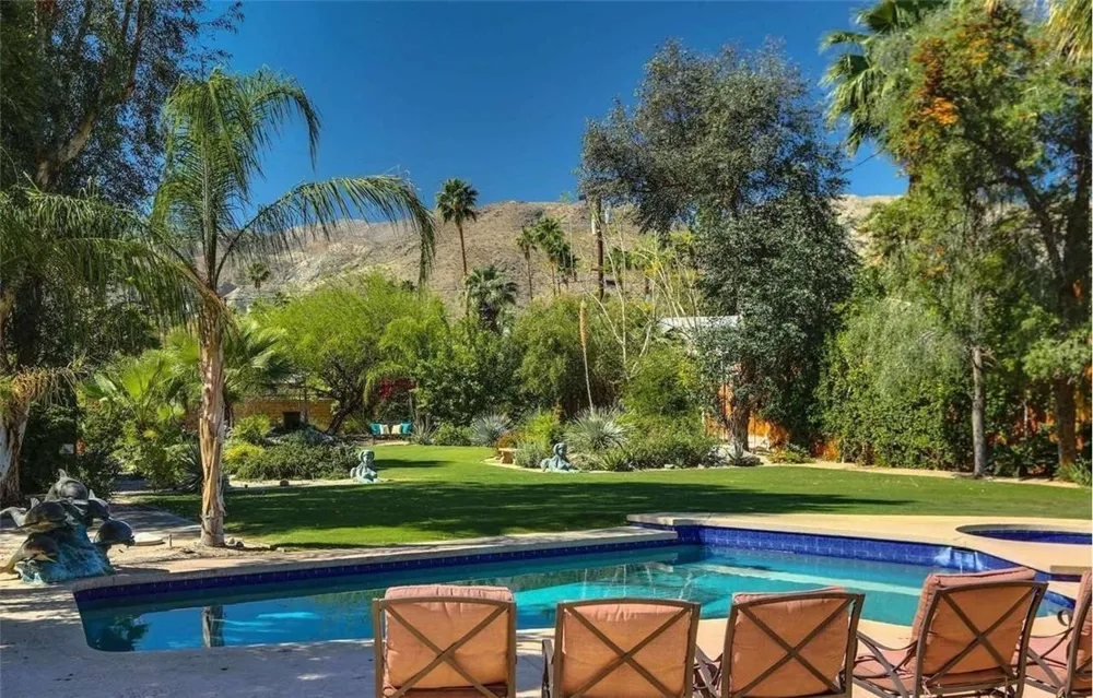 68051 Valley Vista Drive Cathedral City, CA 92234