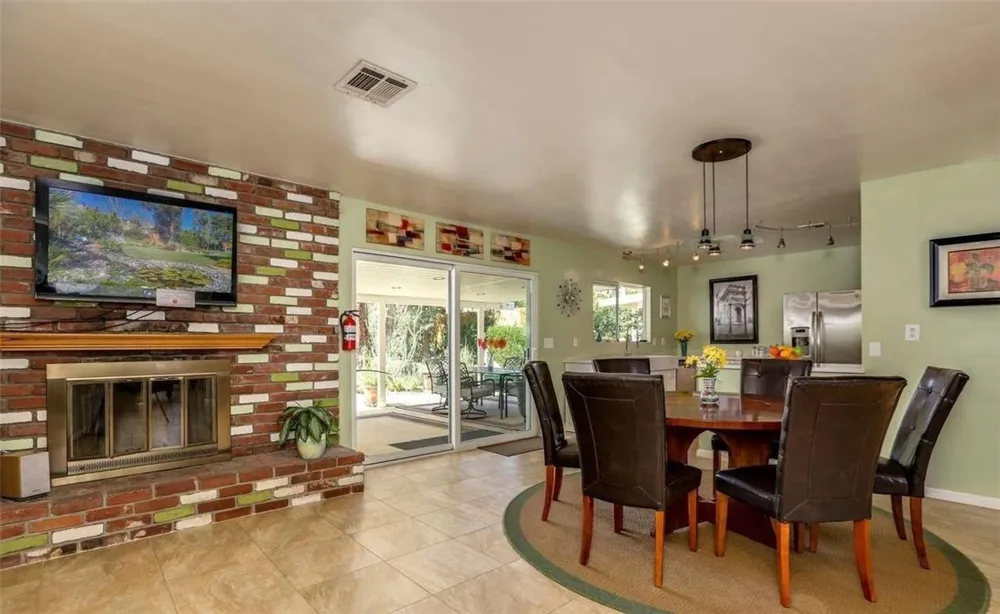 68051 Valley Vista Drive Cathedral City, CA 92234
