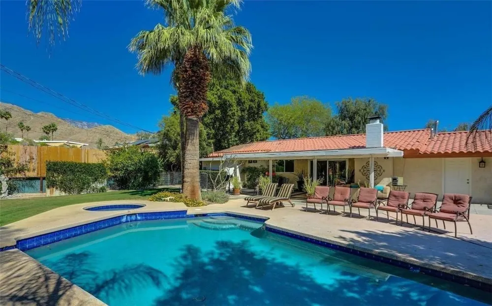 68051 Valley Vista Drive Cathedral City, CA 92234