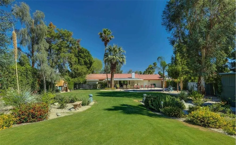 68051 Valley Vista Drive Cathedral City, CA 92234