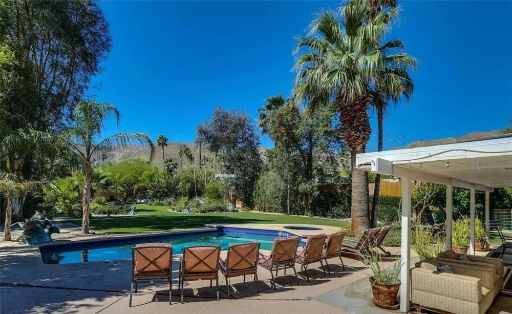 68051 Valley Vista Drive Cathedral City, CA 92234