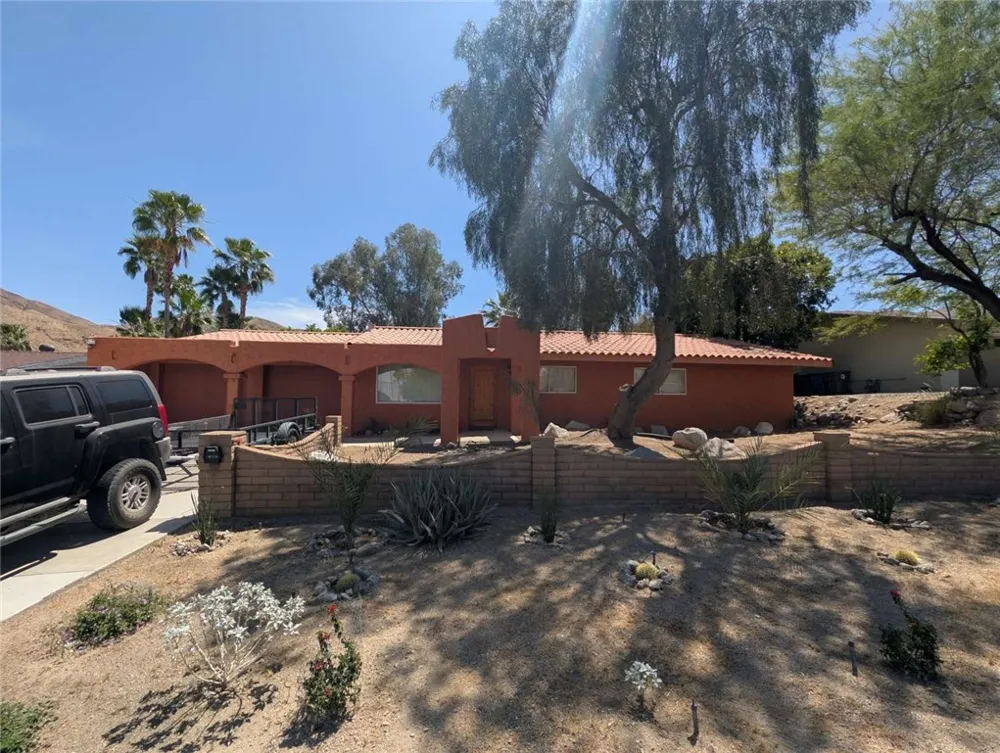 68051 Valley Vista Drive Cathedral City, CA 92234