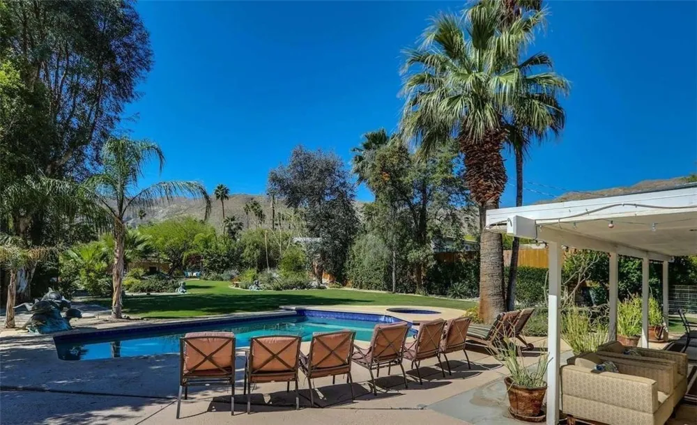 68051 Valley Vista Drive Cathedral City, CA 92234