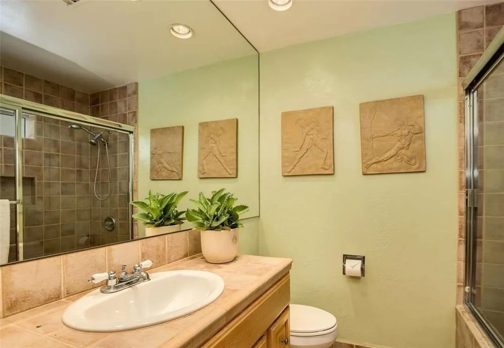 68051 Valley Vista Drive Cathedral City, CA 92234