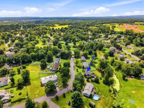 20 Claremont Dr