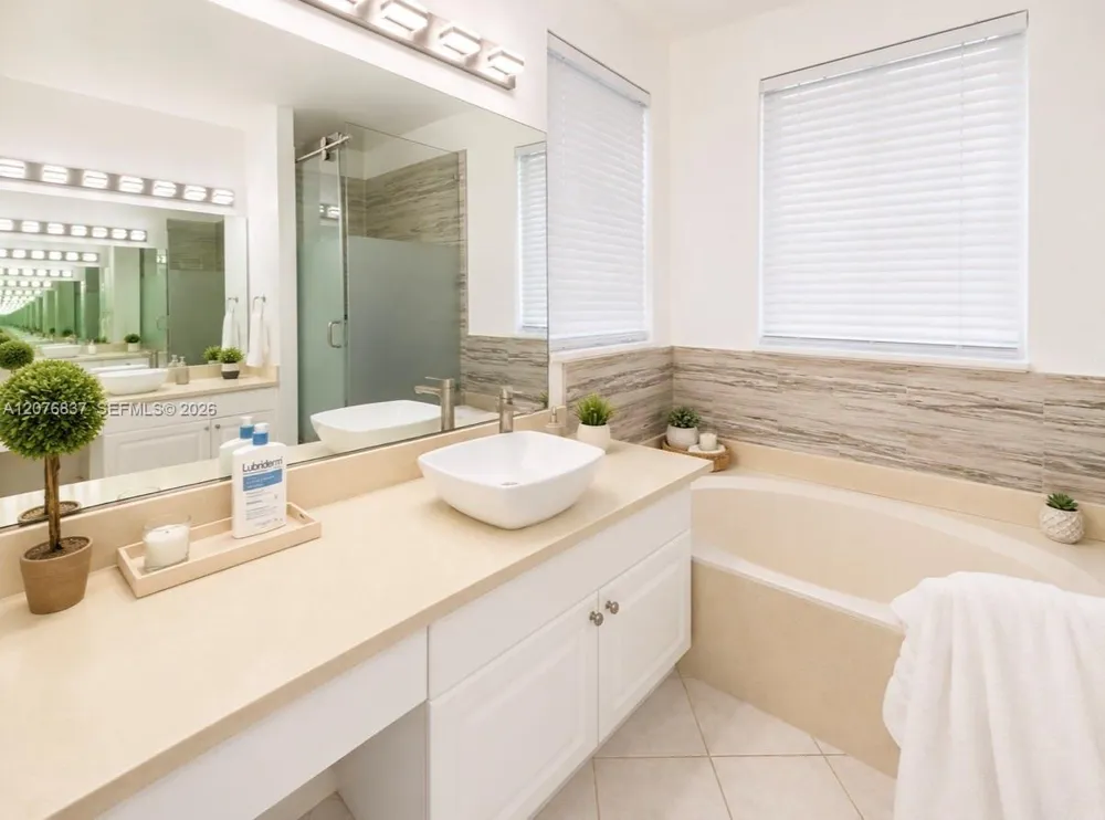 1213 Skylark Dr #0 Weston, FL 33327