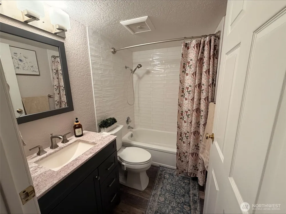 6722 112th Avenue NE #8B Kirkland, WA 98033
