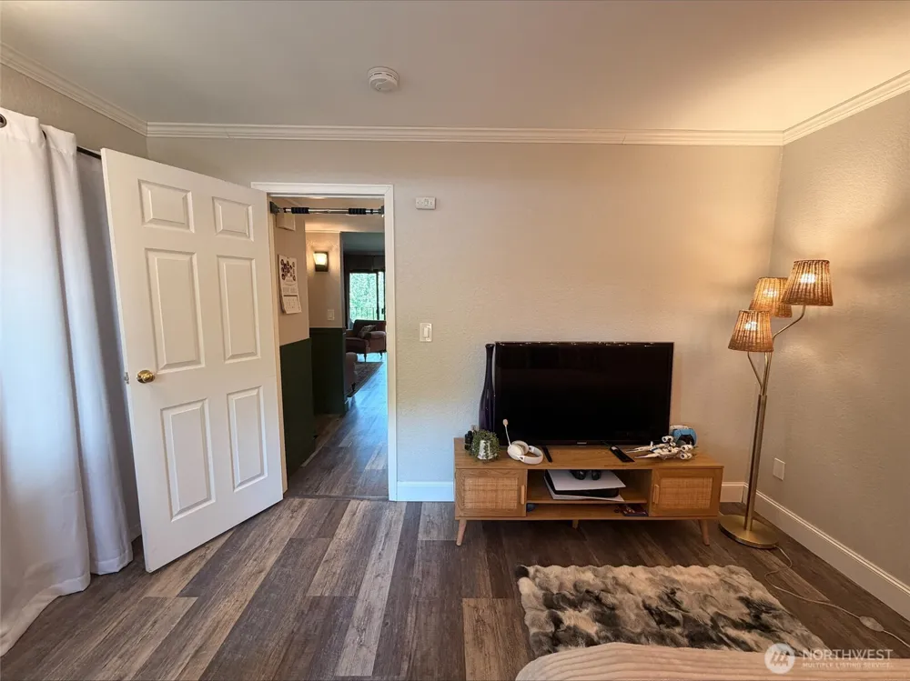 6722 112th Avenue NE #8B Kirkland, WA 98033