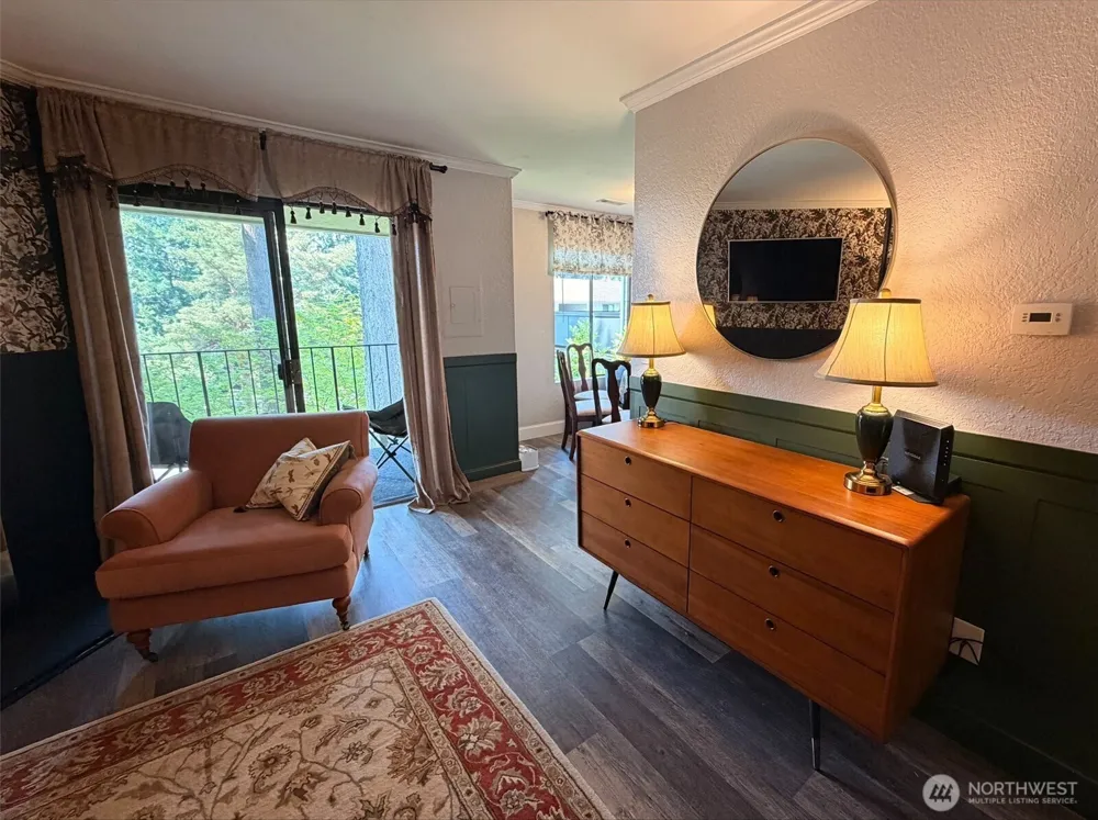 6722 112th Avenue NE #8B Kirkland, WA 98033
