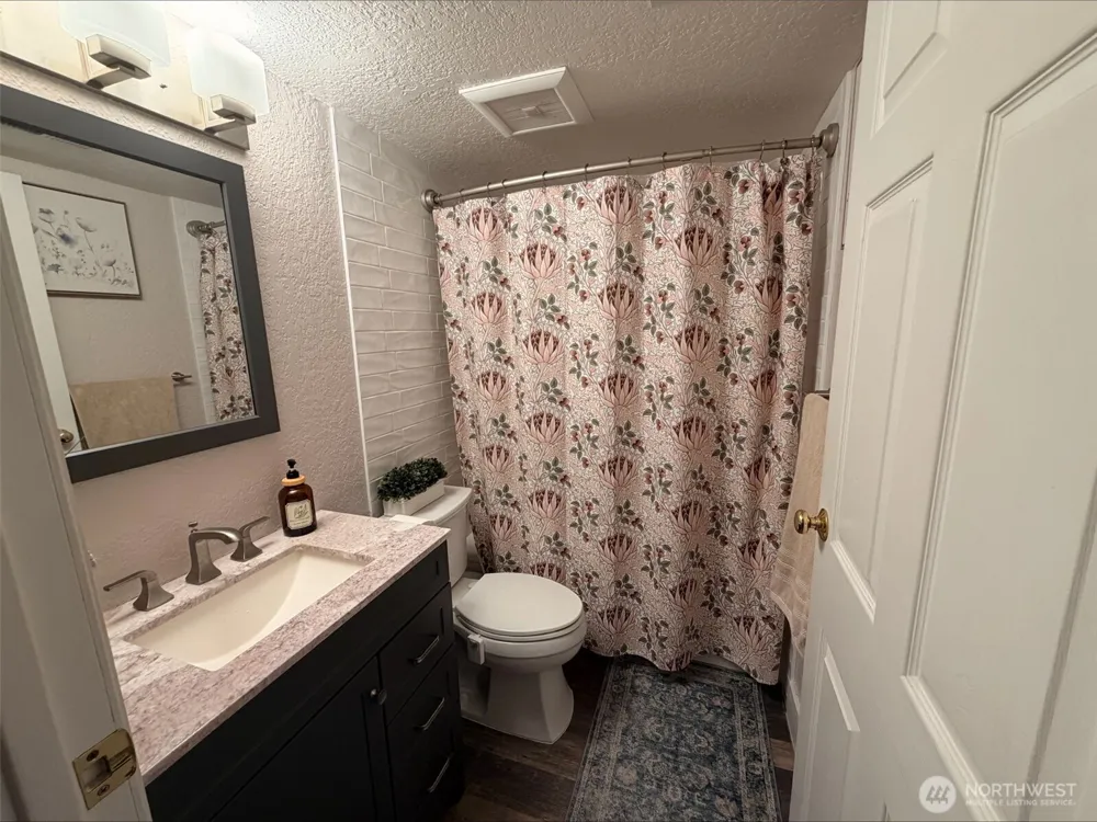 6722 112th Avenue NE #8B Kirkland, WA 98033