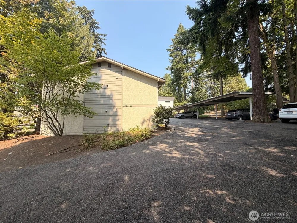 6722 112th Avenue NE #8B Kirkland, WA 98033