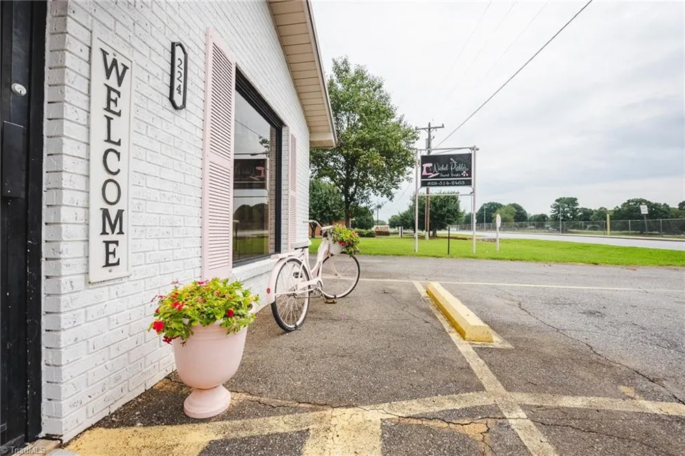 224 School Drive Taylorsville, NC 28681