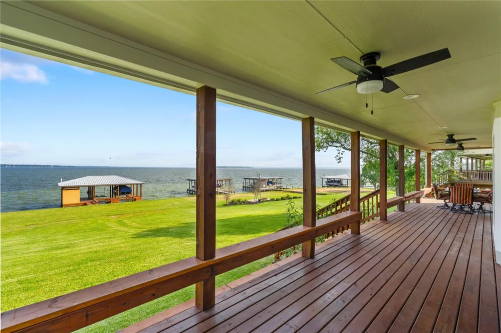 292 Old Post Rd S Livingston, TX 77351