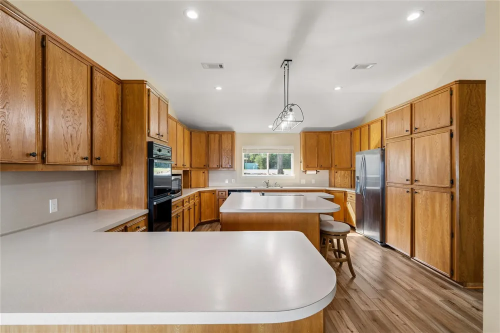 292 Old Post Rd S Livingston, TX 77351