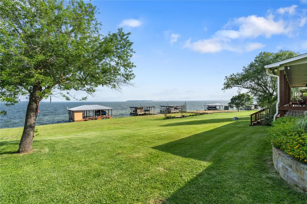 292 Old Post Rd S Livingston, TX 77351