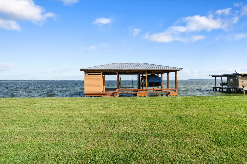 292 Old Post Rd S Livingston, TX 77351