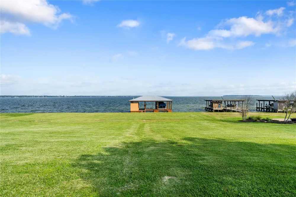 292 Old Post Rd S Livingston, TX 77351