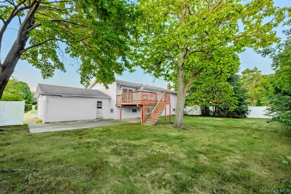 36 Clearview Drive Wyandanch, NY 11798