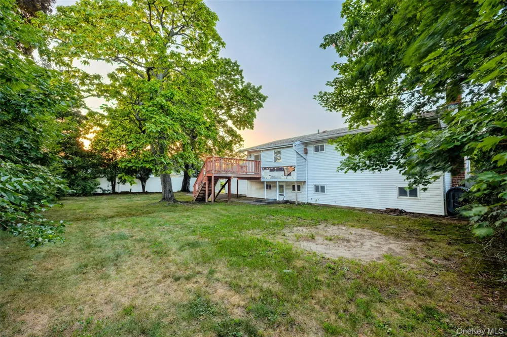 36 Clearview Drive Wyandanch, NY 11798