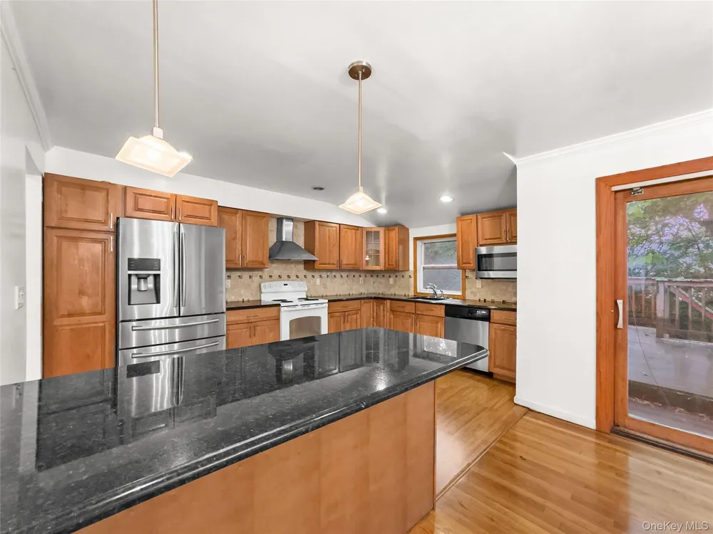 36 Clearview Drive Wyandanch, NY 11798