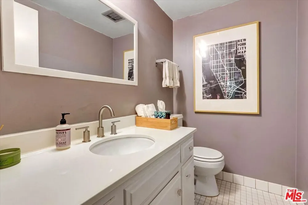 1828 Barry Avenue #4 Los Angeles, CA 90025