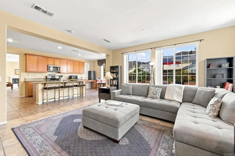 2990 Burnet Drive Escondido, CA 92027