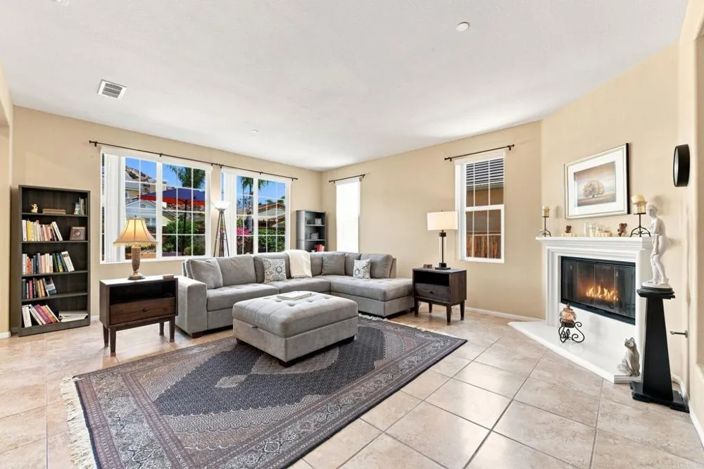 2990 Burnet Drive Escondido, CA 92027