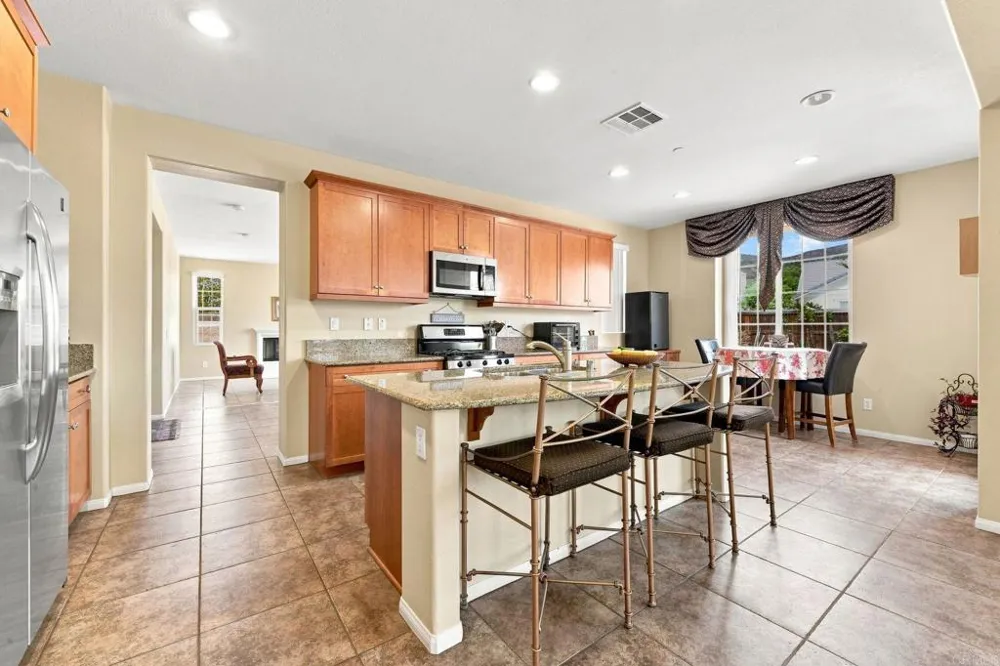 2990 Burnet Drive Escondido, CA 92027