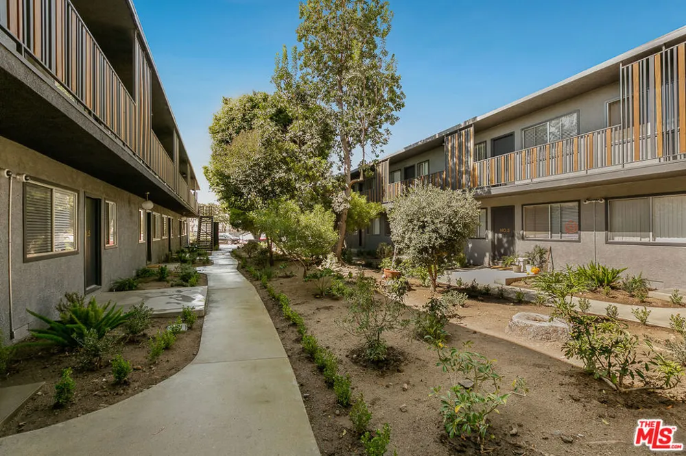 4140 Grand View Boulevard #14 Los Angeles, CA 90066