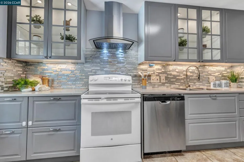 1162 Francine Ct Concord, CA 94518