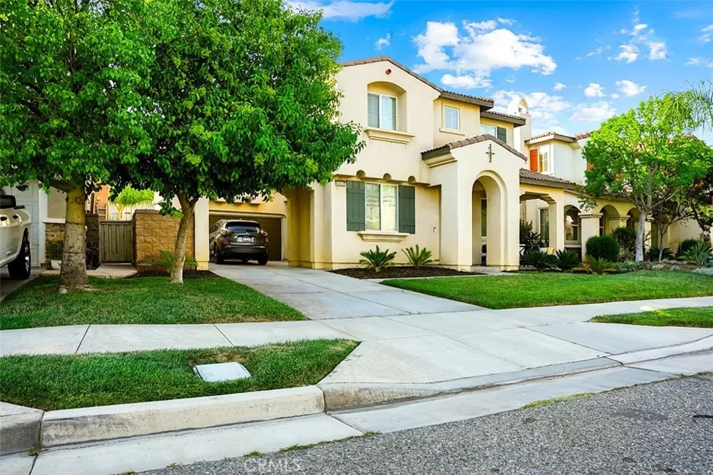 34292 Chaparossa Lake Elsinore, CA 92532