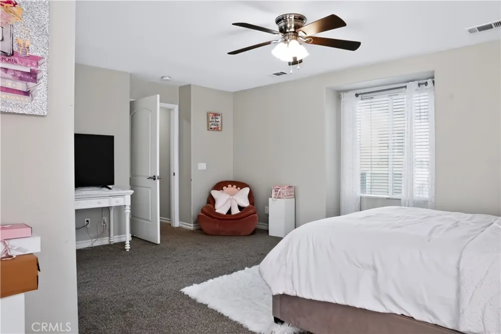 34292 Chaparossa Lake Elsinore, CA 92532