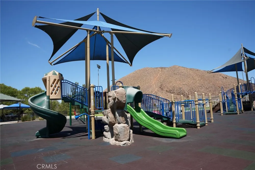 34292 Chaparossa Lake Elsinore, CA 92532