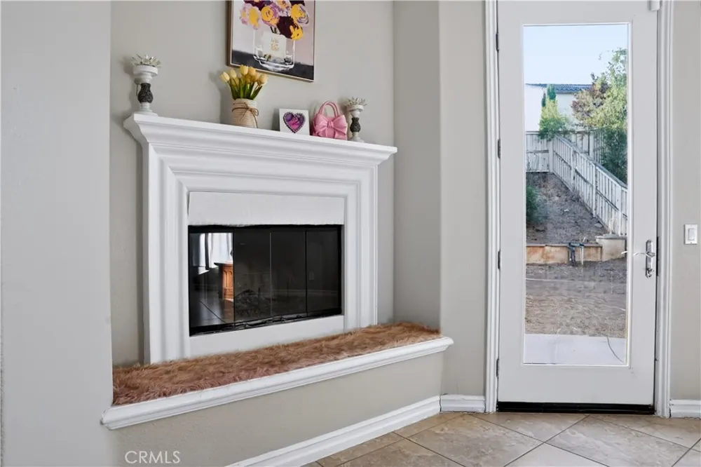 34292 Chaparossa Lake Elsinore, CA 92532