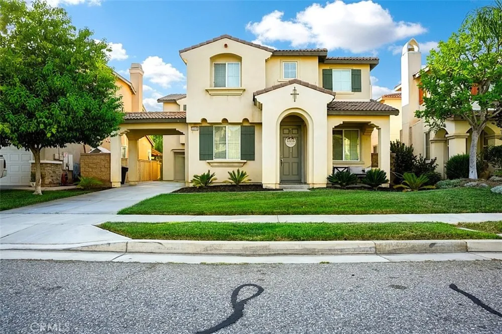 34292 Chaparossa Lake Elsinore, CA 92532