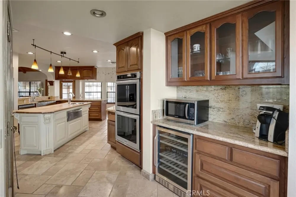 3249 Camino Hermanos Lancaster, CA 93536