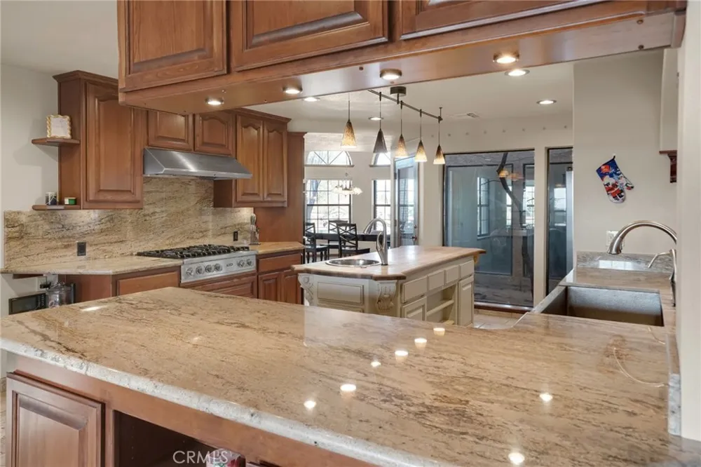 3249 Camino Hermanos Lancaster, CA 93536