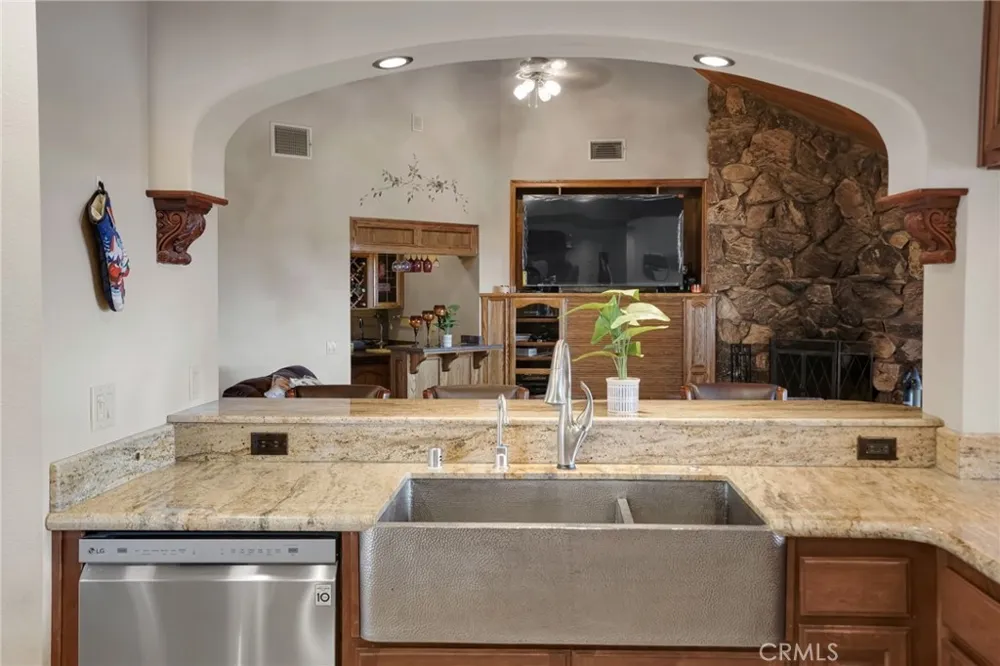 3249 Camino Hermanos Lancaster, CA 93536