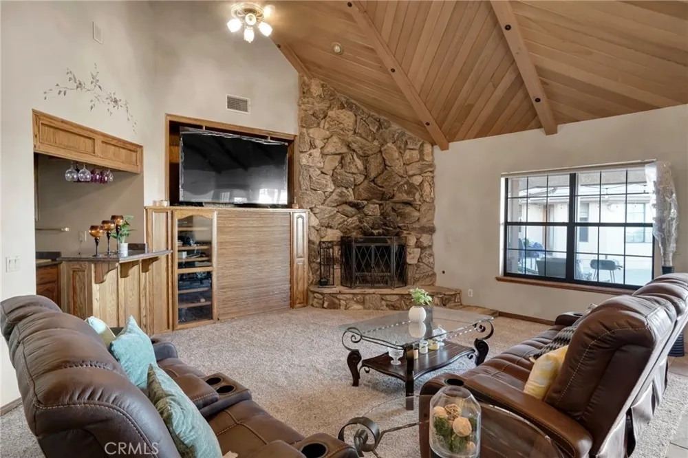 3249 Camino Hermanos Lancaster, CA 93536