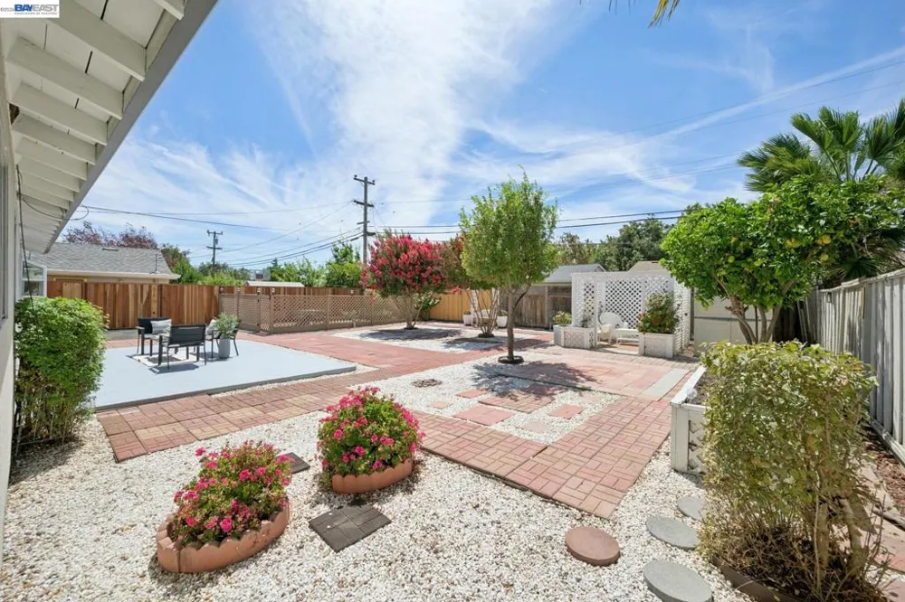 8231 Cardiff Dr Dublin, CA 94568