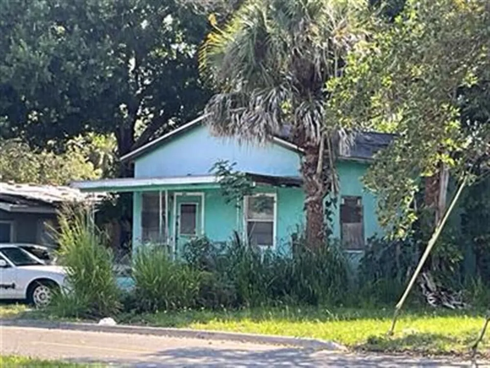 614 Dundas Court Fort Pierce, FL 34950