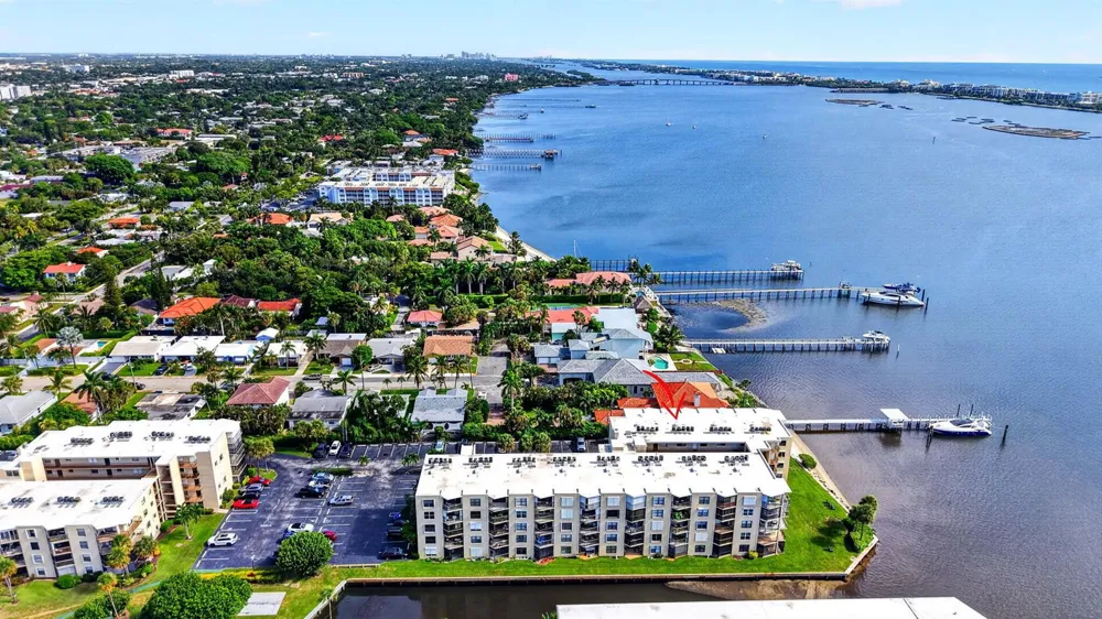 896 FEDERAL Highway #421 Lantana, FL 33462