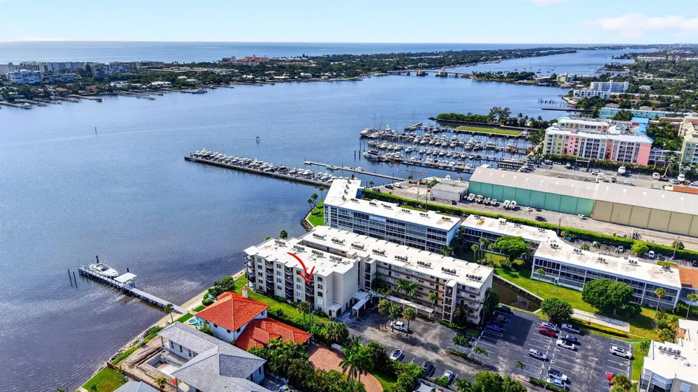 896 FEDERAL Highway #421 Lantana, FL 33462