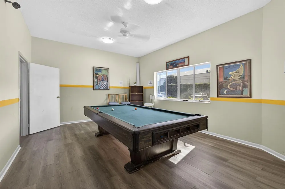 896 FEDERAL Highway #421 Lantana, FL 33462